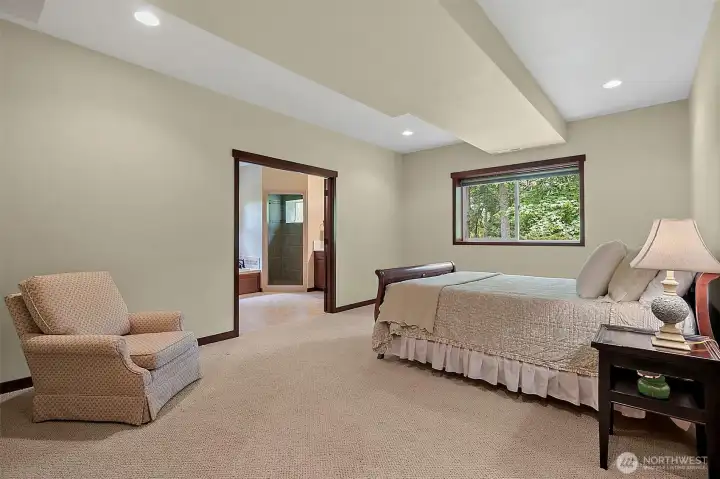 2nd Primary suite on lower level