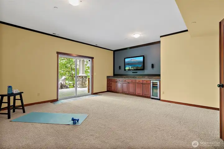 Bonus room...so many options with built-ins & beverage cooler