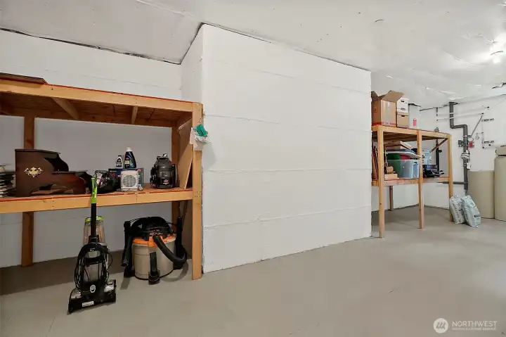 Storage space on lower level