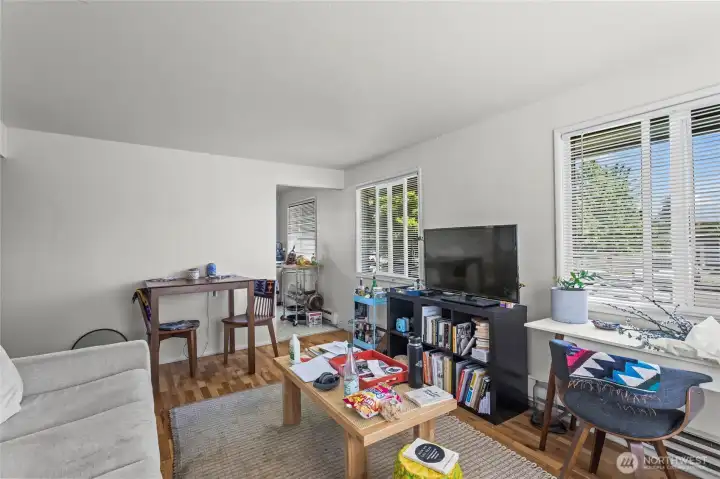 1 Bd Unit 1 Bd Unit