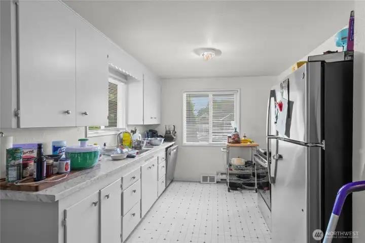 1 Bd Unit 1 Bd Unit