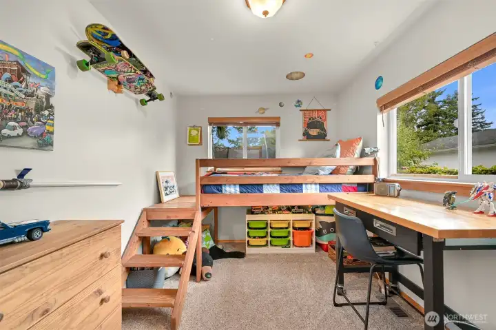 Bedroom #4– Well-proportioned bedroom includes ample space for furniture and study areas. Bedroom #4– Well-proportioned bedroom includes ample space for furniture and study areas.