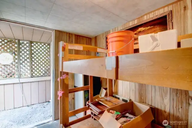Multiuse shed