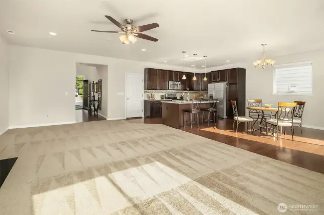 2nd Living room pic
