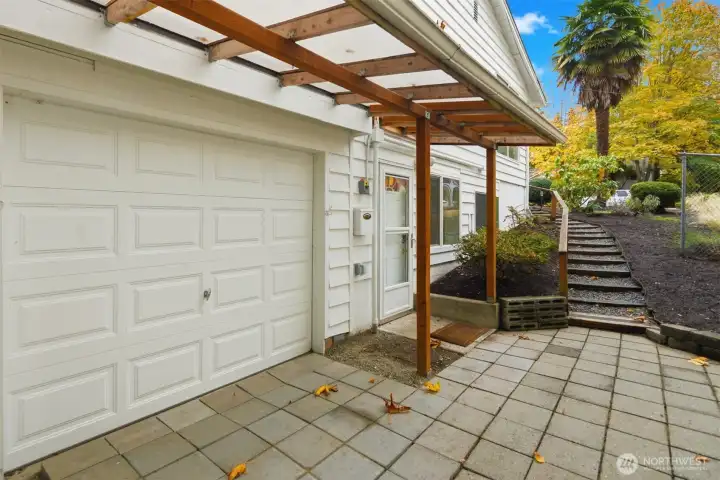 Nice paved patio at the apartment access