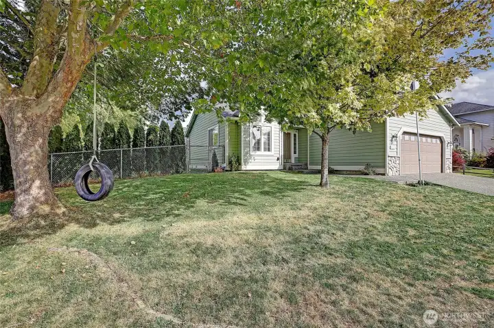 Corner lot!