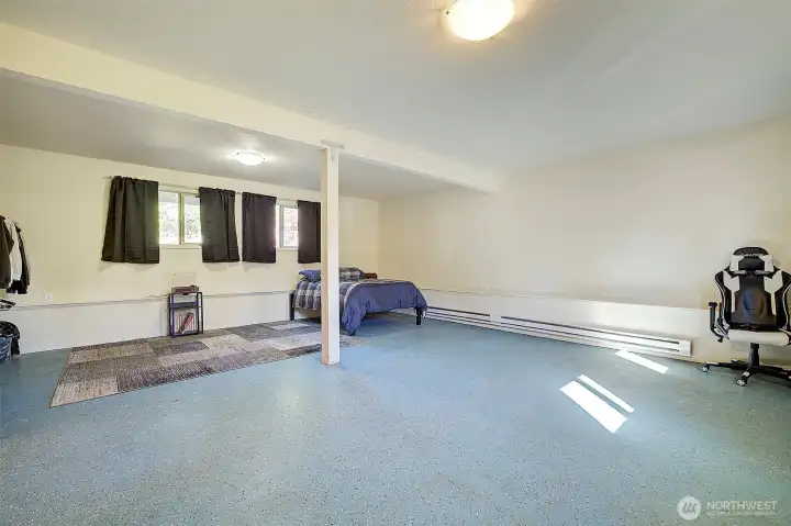Large bonus room downstairs or another bedroom.