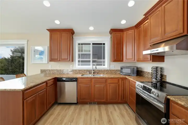 Granite counters and newer stainless appliances