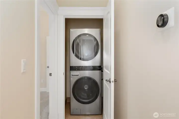 Newer LG laundry tower stays with the house!