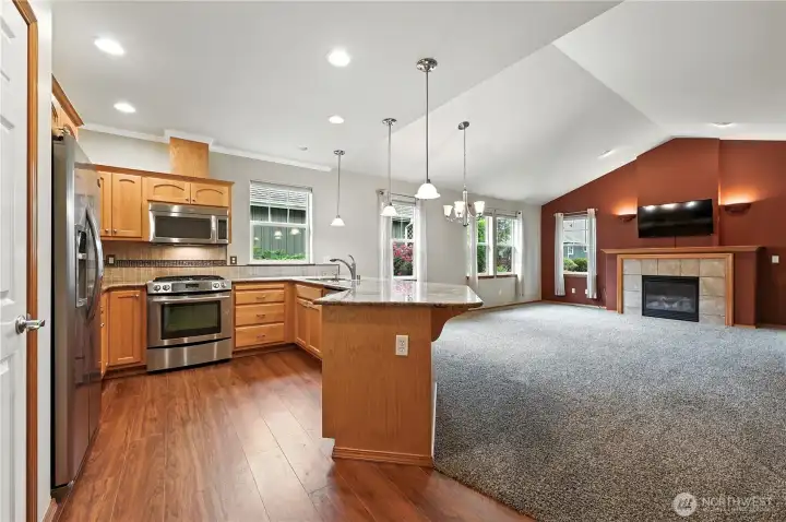 Open concept kitchen to the living room!