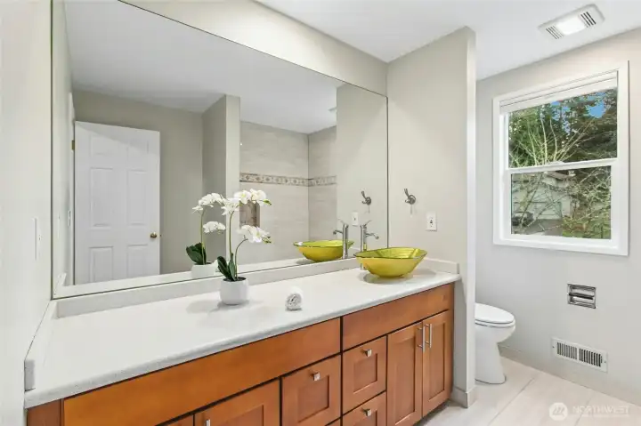 Full bath on upper level.