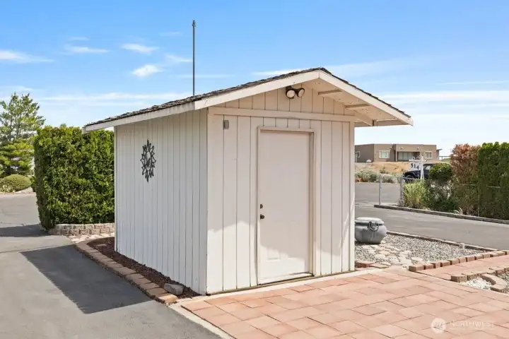 Shed