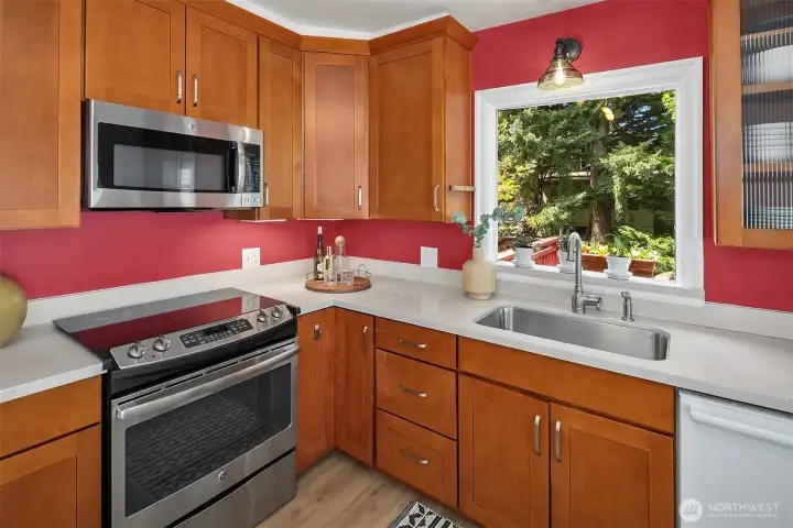 Look at all that counter space!