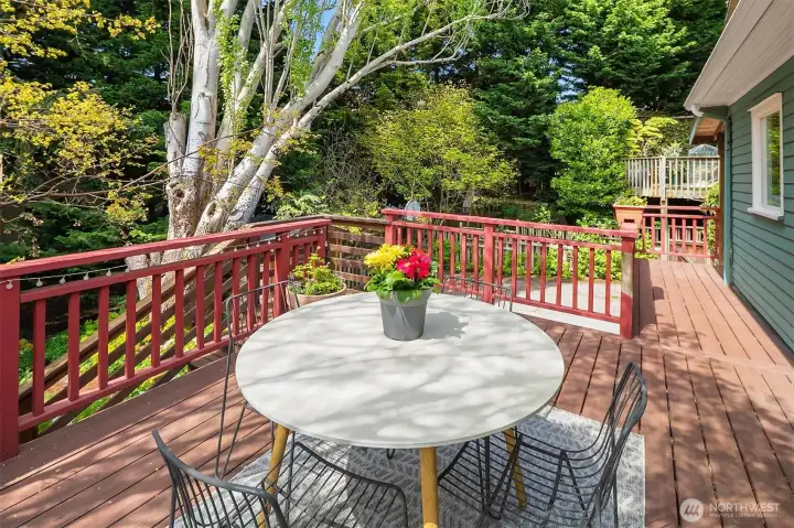 What a peaceful spot to enjoy a meal!