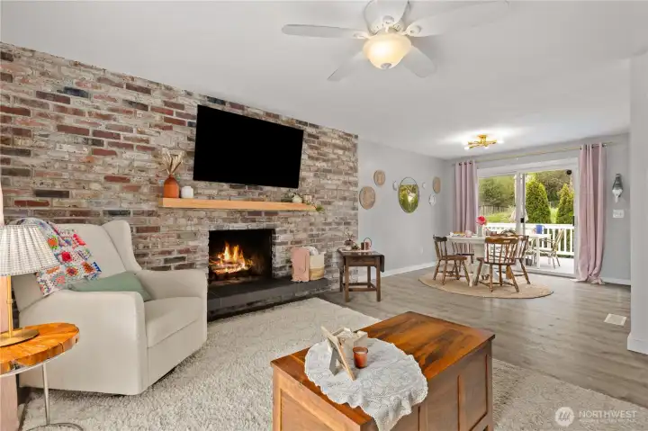 Living room to dining room