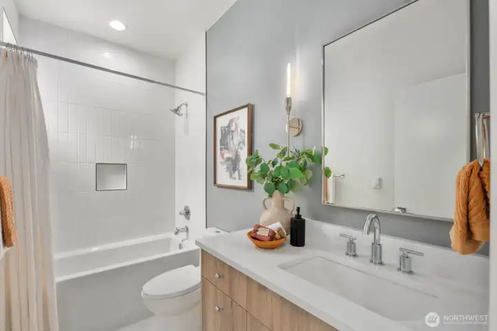 2nd bathroom