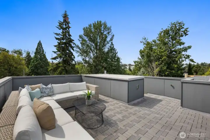 Rooftop Deck