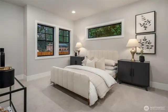 Spacious main floor en-suite