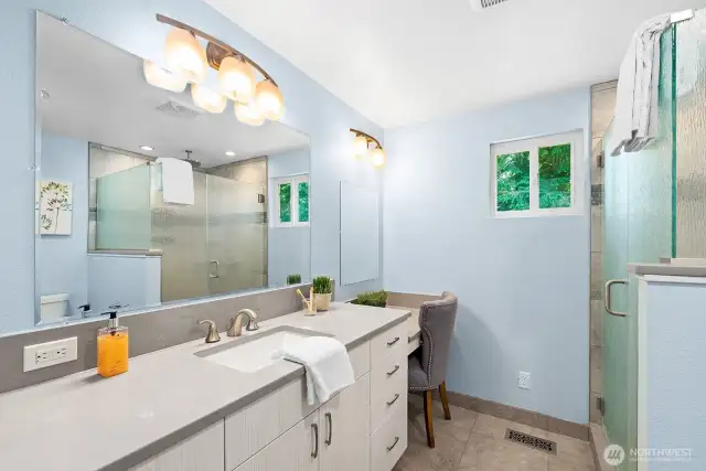 Beautifully updated primary bathroom.