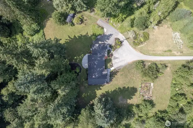 5 spectacular acres - all the privacy you could ask for!