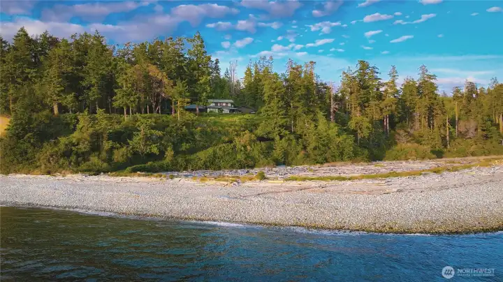Seclusion and Privacy on acreage w private waterfront access