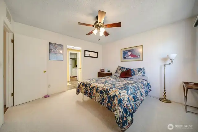 2nd primary with attached full bath/guest bath.