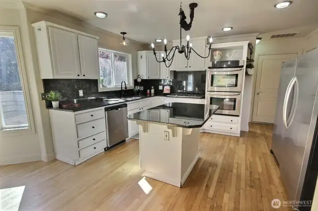 Big Kitchen!