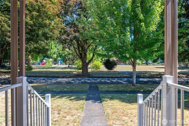 Vandercook Park right out your front door, enjoy pickleball, tennis, the playground or green space