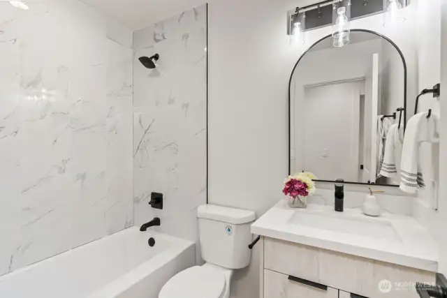 Main Bathroom.