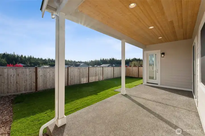 Actual Home   Covered Patio And Yard