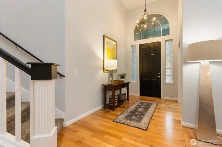 Another view of the foyer...