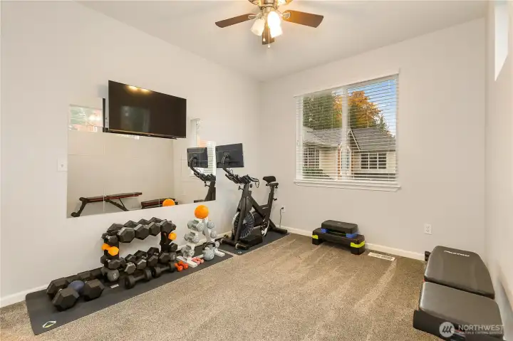 Third bedroom or perfect for a work-out space!