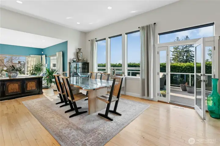 Live edge dining table is included in the sale.