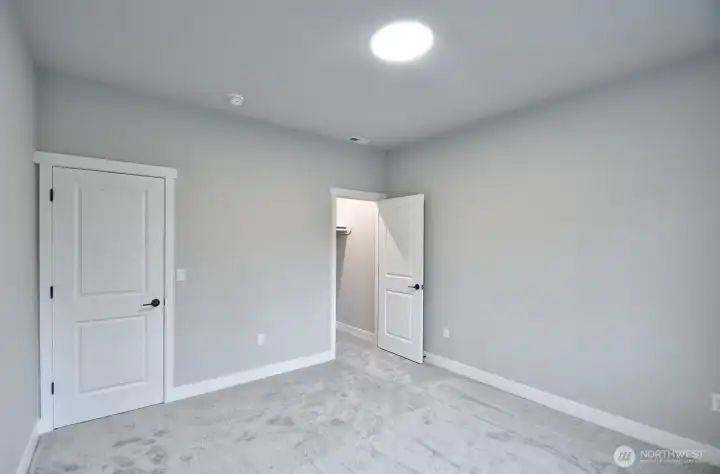 THESE PHOTOS ARE FOR ILLUSTRATION PURPOSES ONLY