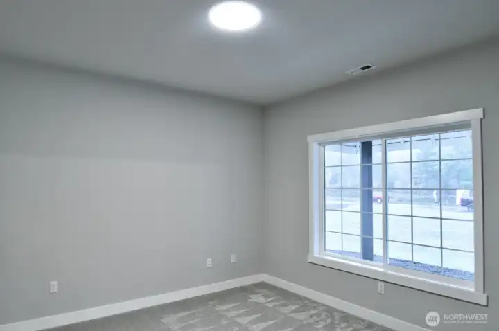 THESE PHOTOS ARE FOR ILLUSTRATION PURPOSES ONLY