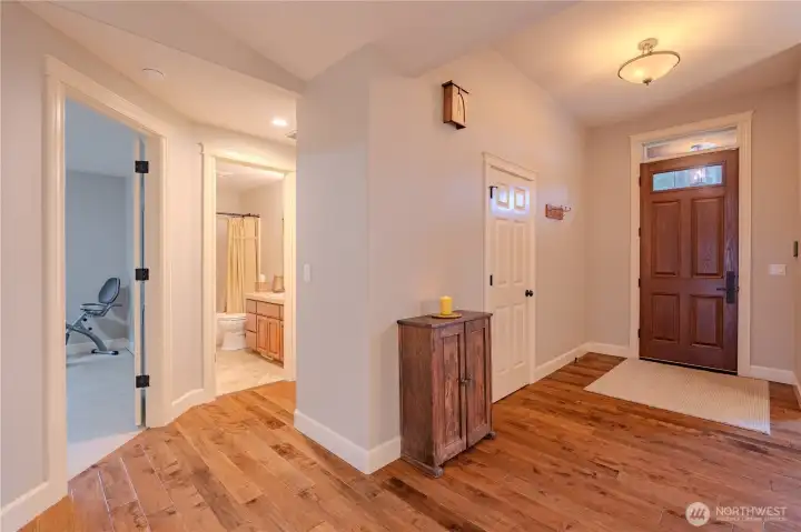 Entrance/Foyer