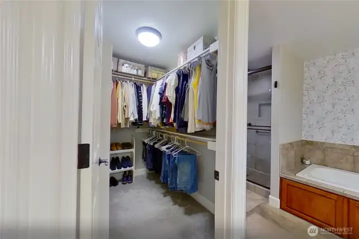 Walk-in closet