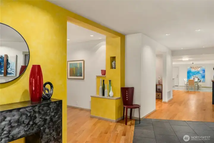 Smart, Flowing Floorplan