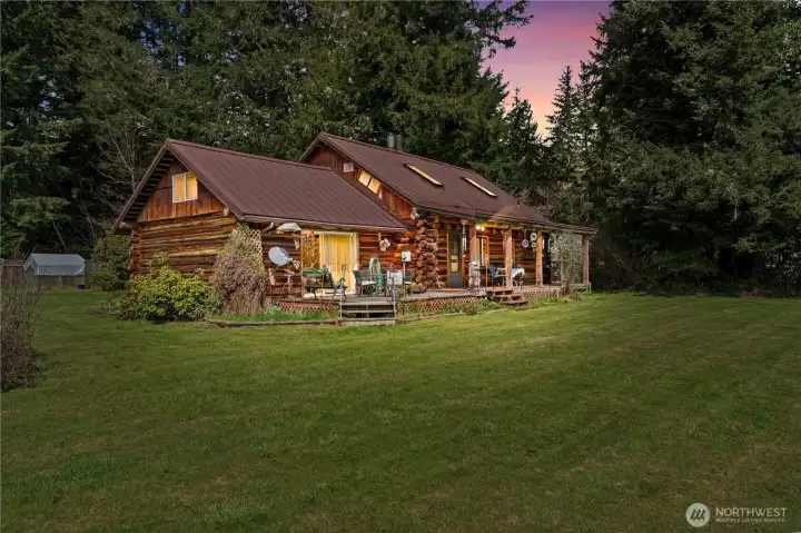 Authentic Log Home in Ashford on 3.28 Acres!