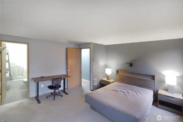 Huge Primary with full bath and walk in closet