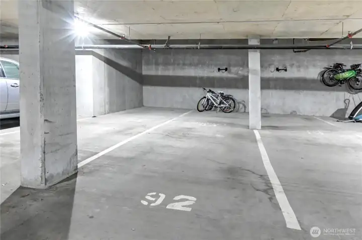 Tandem parking with bike storage
