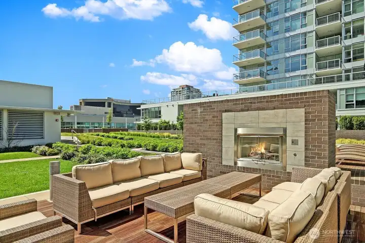 7th floor outdoor park