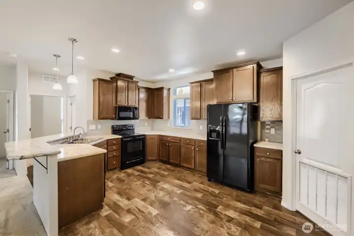 Large kitchen with lots of storage