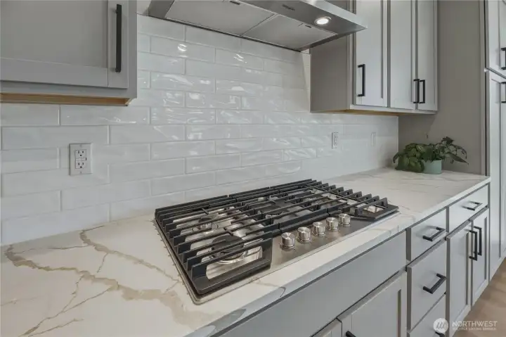 Gas Stove - HARD to find in New Construction now! Gas Stove - HARD to find in New Construction now!
