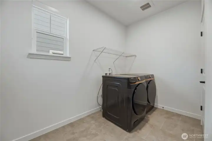 Large Laundry with Samsung Washer/Dryer Included