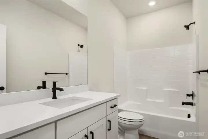Shared bath for secondary bedrooms