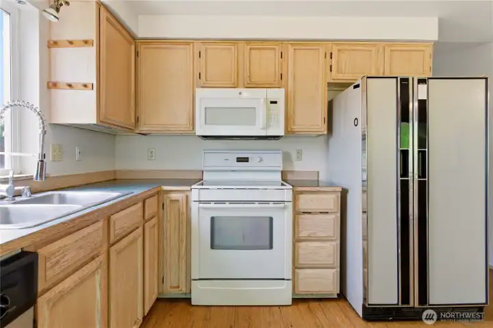 It's a new microwave. It's a new microwave.