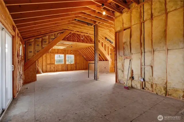 opportunities are endless with 969sq ft of unfished space!