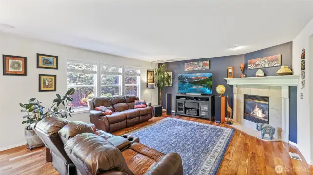 Bring your vision to life in this one-of-a-kind living room, offering plenty of space for oversized seating, accent chairs, and more. Thoughtful design elements and bold wall colors create a space that's both stylish and full of personality!