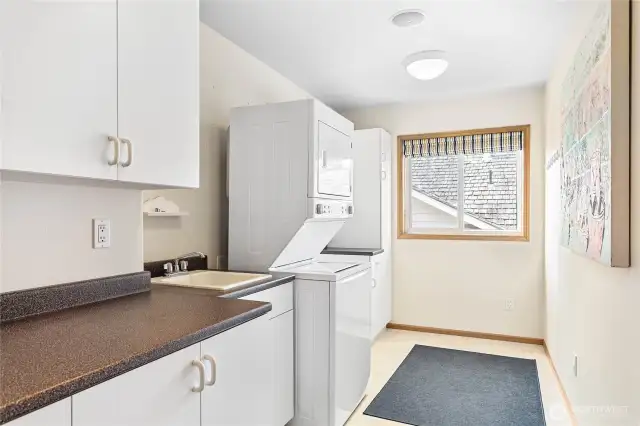 Main level laundry room